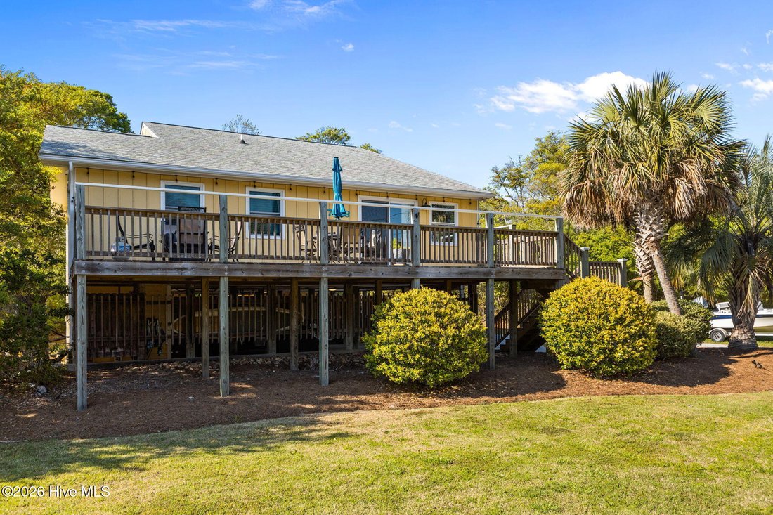 Townhouse in Emerald Isle, North Carolina, United States 3 - 17729948