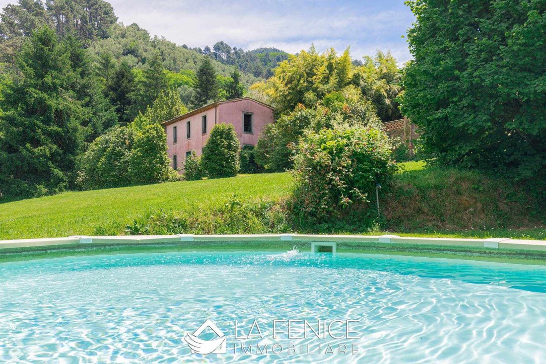 Villa in Historic Center, Lucca, Tuscany 4 - 17731034