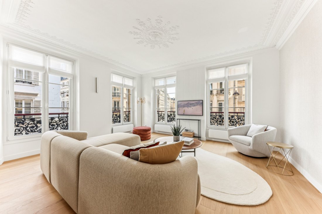 Apartment in Vaugirard-Parc des Expositions, Paris 15e Arrondissement, Paris 1 - 17730655