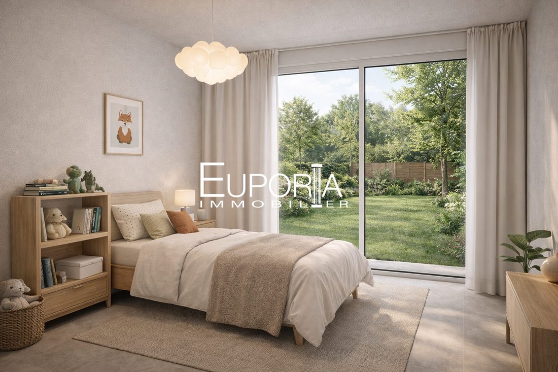 Apartment in Champvert-Point du Jour-Saint Irénée, Lyon 5e Arrondissement, Lyon 5 - 17732396