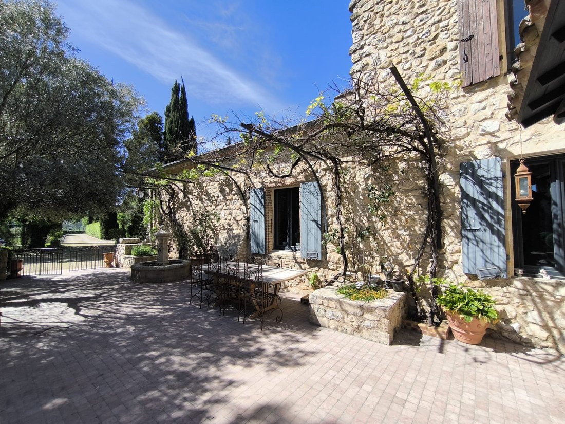 Haus in Loriol-sur-Drome, Auvergne-Rhone-Alpen, Frankreich 1 - 17092579