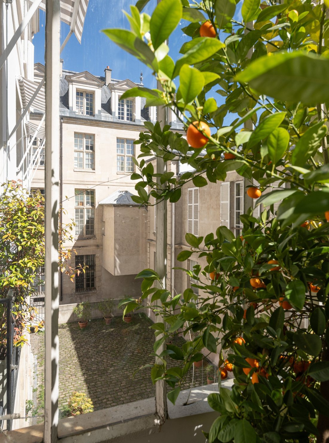 Apartment in Saint Gervais, Paris 4e Arrondissement, Paris 5 - 17732233