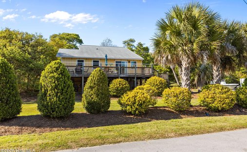 Townhouse in Emerald Isle, North Carolina, United States 1