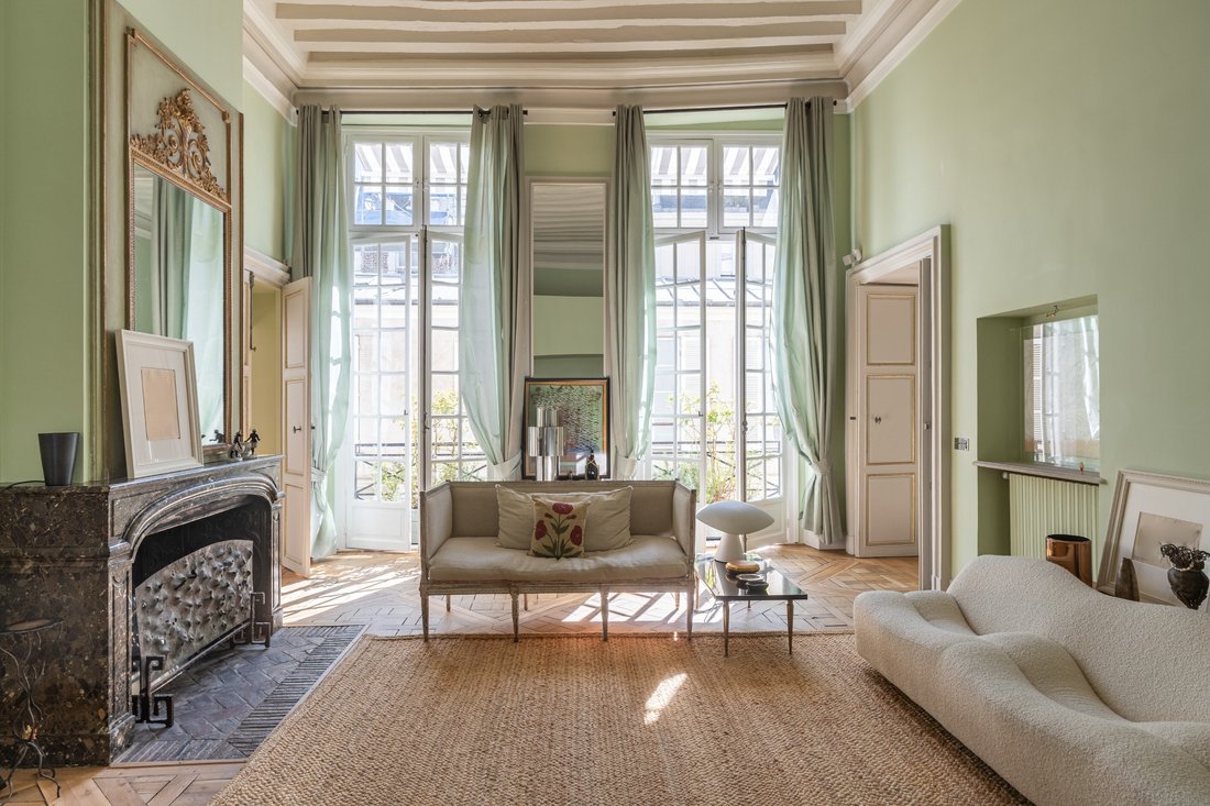 Apartment in Saint Gervais, Paris 4e Arrondissement, Paris 1 - 17732233