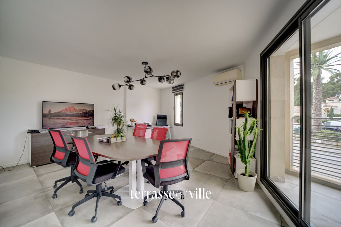 Apartment in Sanary-sur-Mer, Provence-Alpes-Côte d'Azur, France 4 - 17730759