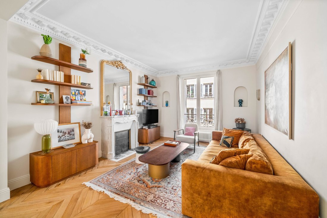 Apartment in Amiraux-Simplon-Poissonniers, Paris 18e Arrondissement, Paris 1 - 17732238