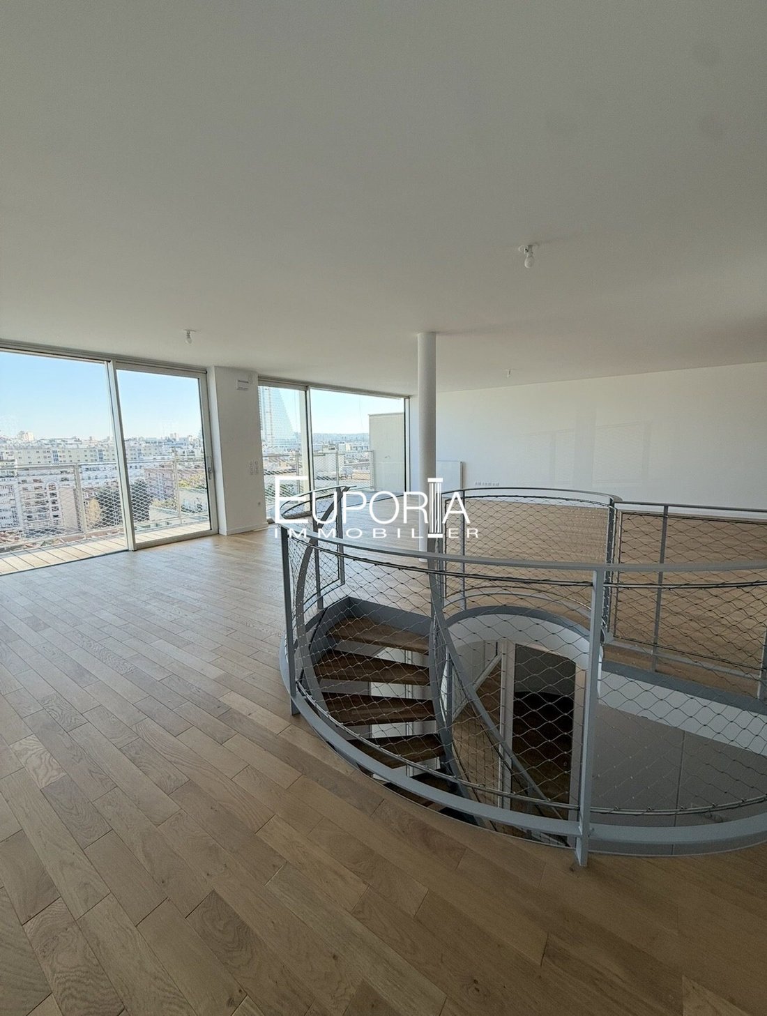 Apartment in Violet Commerce, Paris 15e Arrondissement, Paris 3 - 17732382