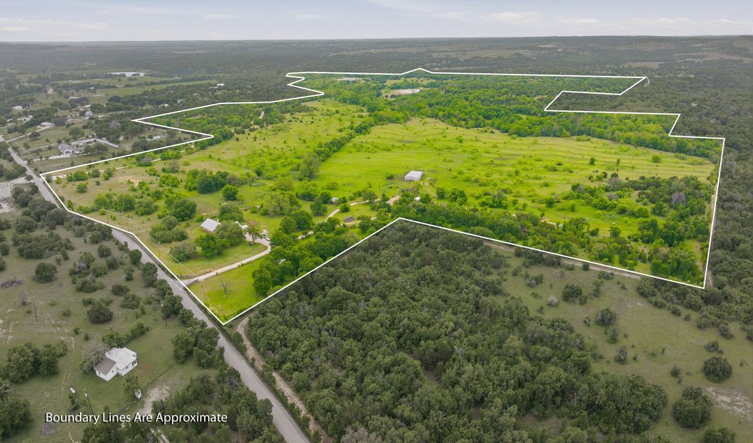 Farm Ranch in Weatherford, Texas, United States 1 - 17731263
