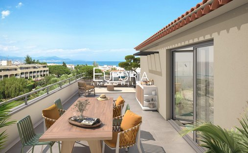 Apartment in Les Cougoulins-Rastines, Antibes, France 1