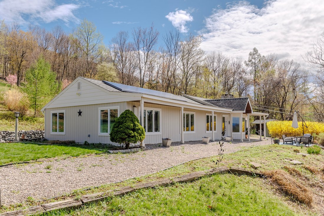 Cornwall, New York, United States 1 - 17732581