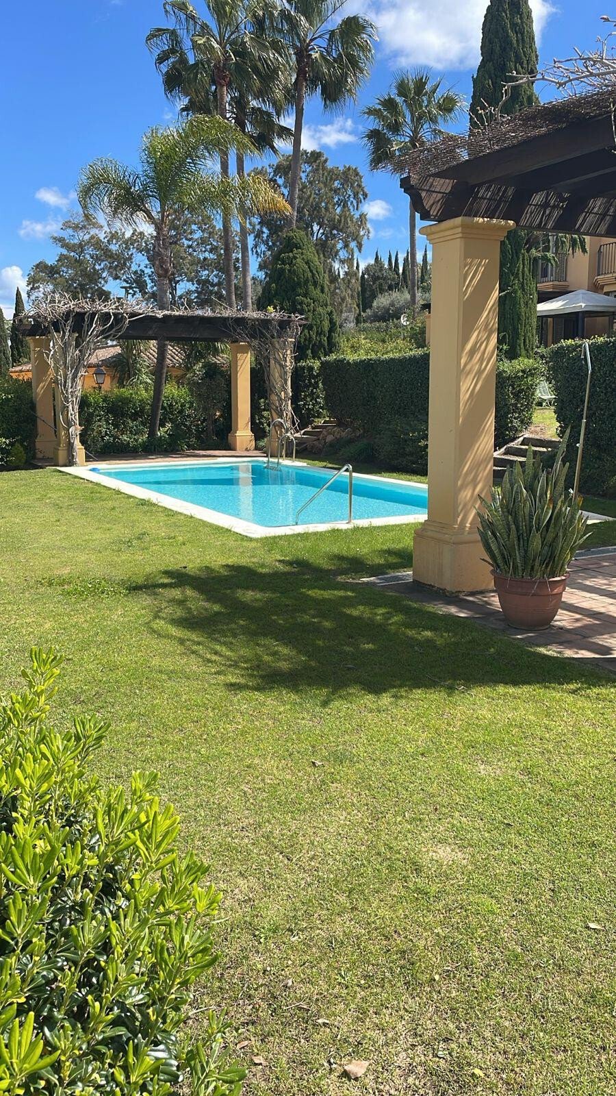 House in Sotogrande, San Roque, Andalusia 1 - 17573466