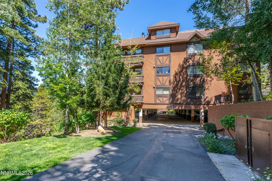 Condo in Incline Village, Nevada, United States 1 - 17732642