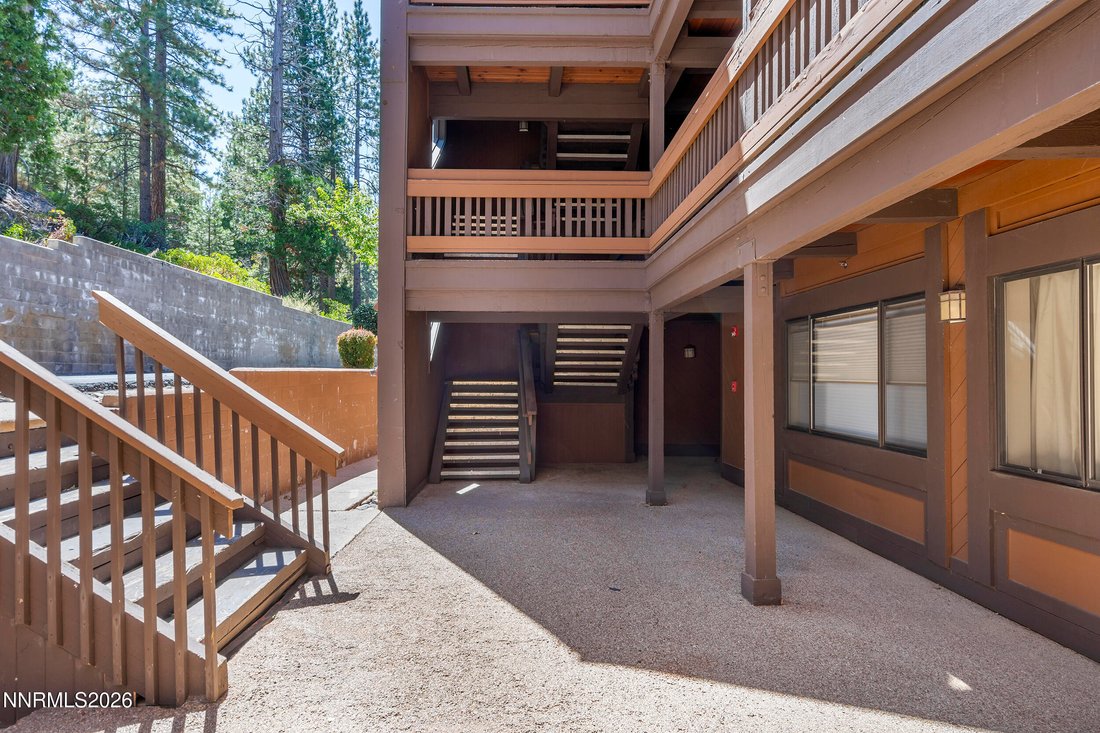 Condo in Incline Village, Nevada, United States 3 - 17732642