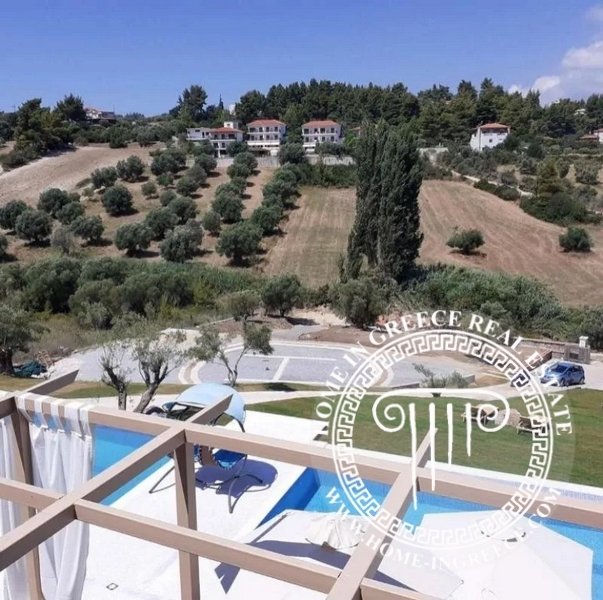 Villa in Pallini Municipal Unit, Macedonia and Thrace, Greece 2 - 17732821