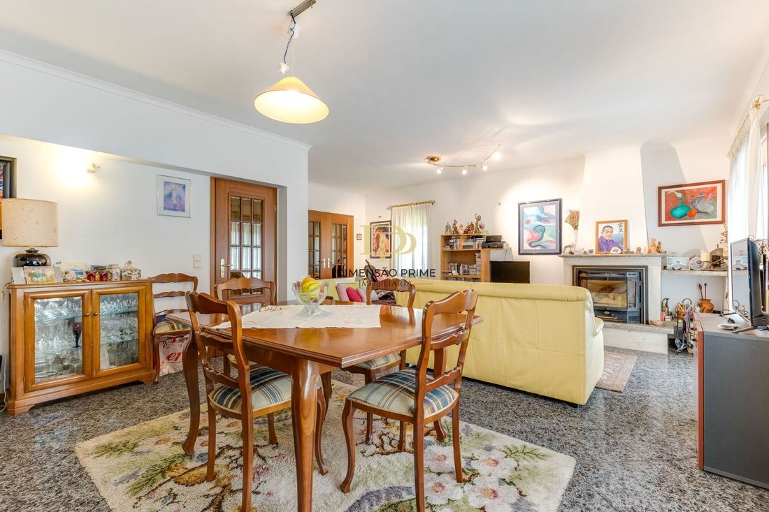 Townhouse in Custoias, Leca do Balio e Guifoes, Porto District, Portugal 5 - 17725248