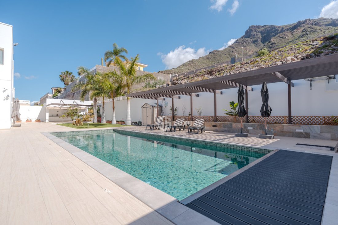 House in Adeje, Canary Islands, Spain 2 - 17732762