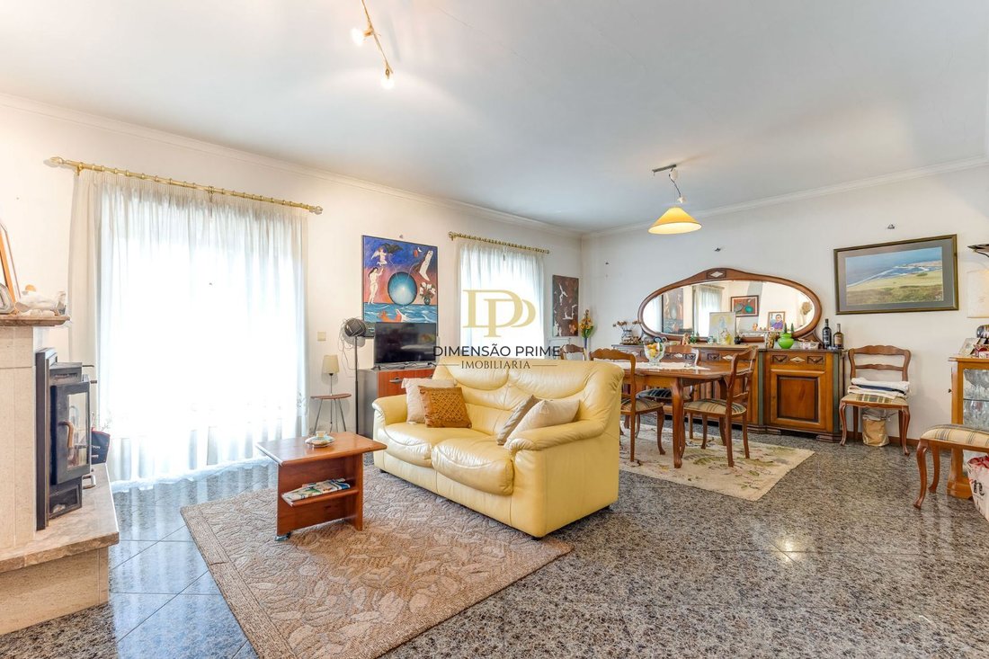 Townhouse in Custoias, Leca do Balio e Guifoes, Porto District, Portugal 2 - 17725248
