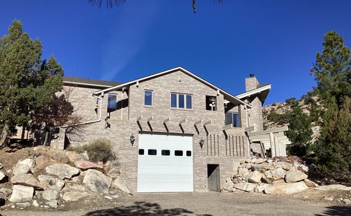 House in Washam, Utah, United States 1