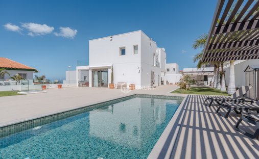 Haus in Adeje, Kanarische Inseln, Spanien 1