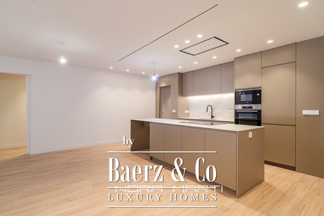 Apartment in Sarrià-Sant Gervasi, Barcelona, Spain 5 - 16542827