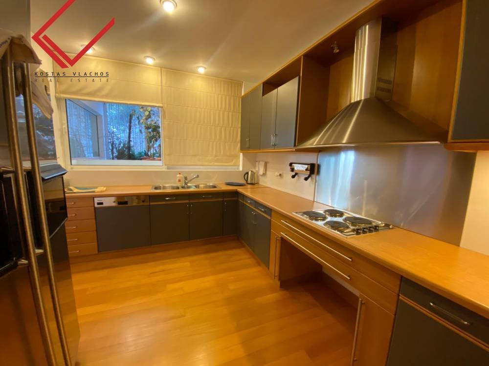 House in Vouliagmeni, Attica, Greece 4 - 17733213