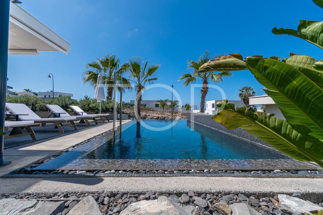 Villa in Guia de Isora, Canary Islands, Spain 3 - 17732948