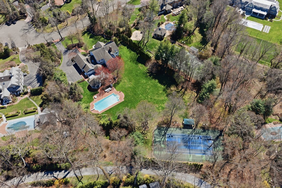 Cold Spring Harbor, New York, United States 5 - 17733112