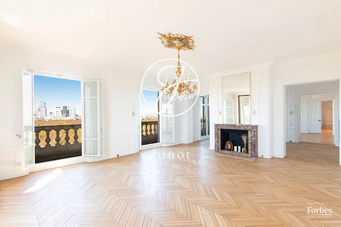 Apartment in Porte Dauphine, Paris 16e Arrondissement, Paris 3 - 17616623
