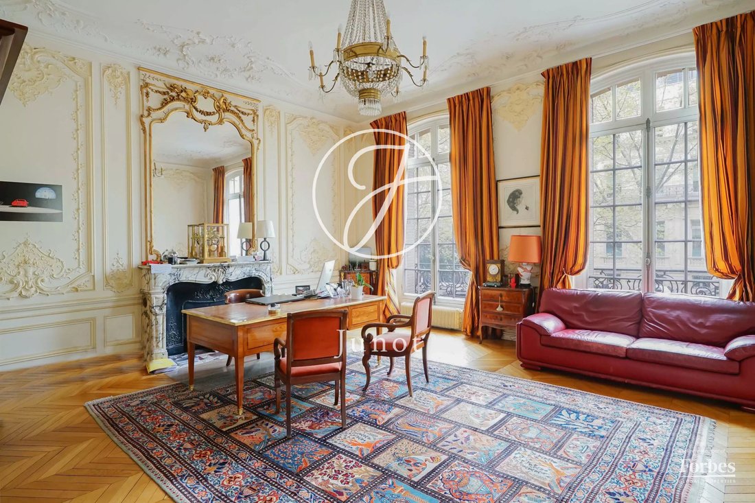 Apartment in Chaillot, Paris 16e Arrondissement, Paris 5 - 17539855