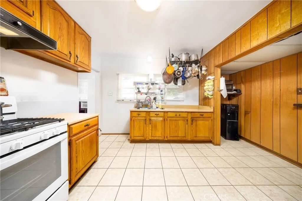House in El Monte, California, United States 5 - 16518459