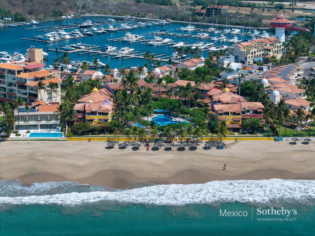 Ixtapa Zihuatanejo, Guerrero, Mexico 1 - 17733118