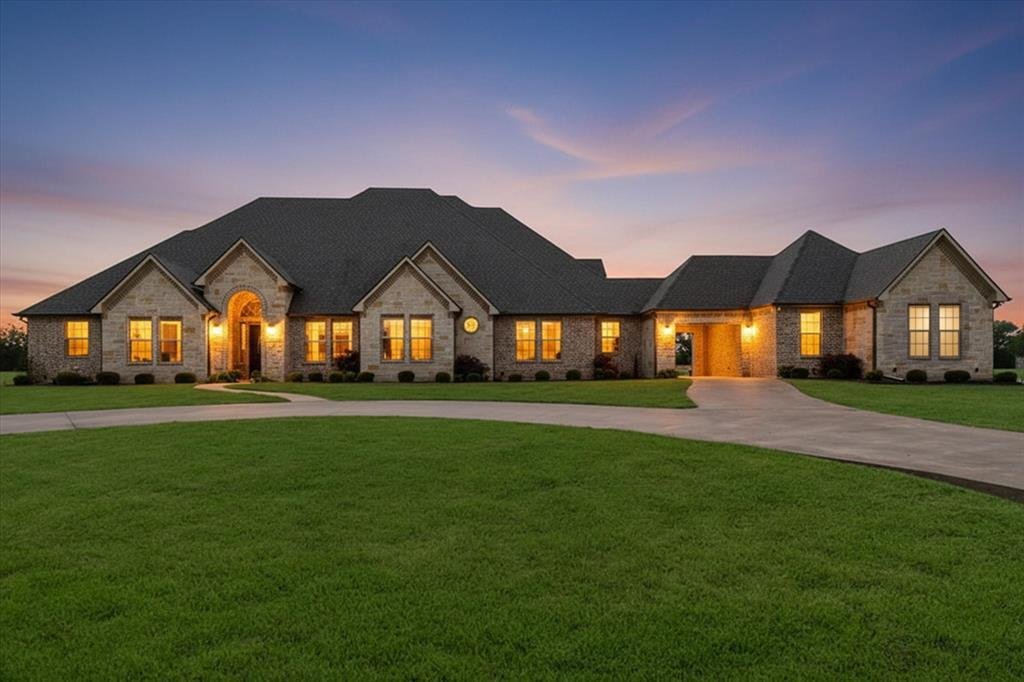 House in Corsicana, Texas, United States 1 - 17733090