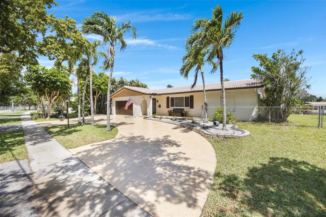House in Plantation, Florida, United States 5 - 17732830