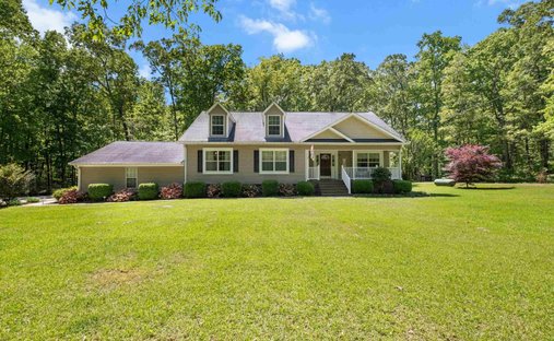 House in Cedar Bluff, Alabama, United States 1
