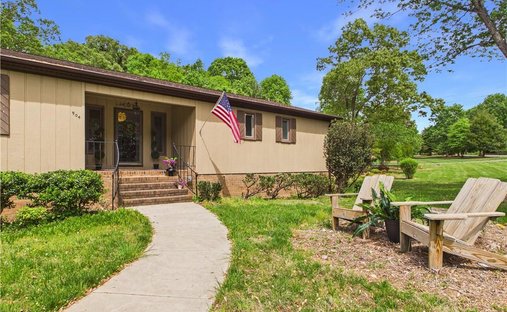 House in Jamestown, North Carolina, United States 1