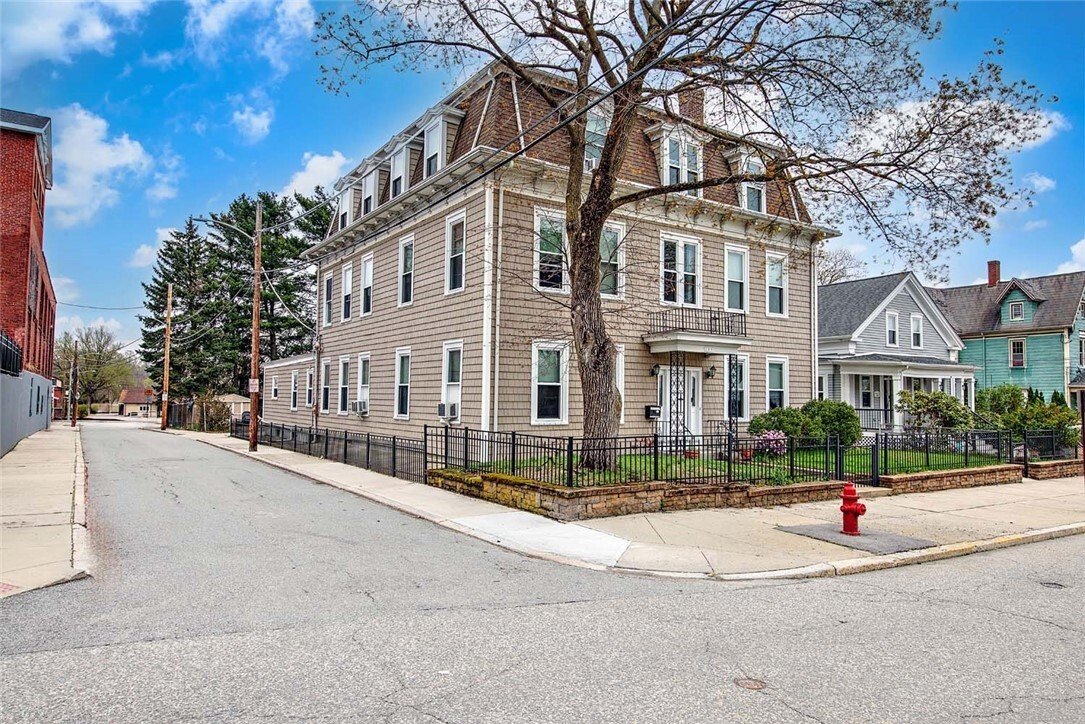 House in Woonsocket, Rhode Island, United States 2 - 17732723