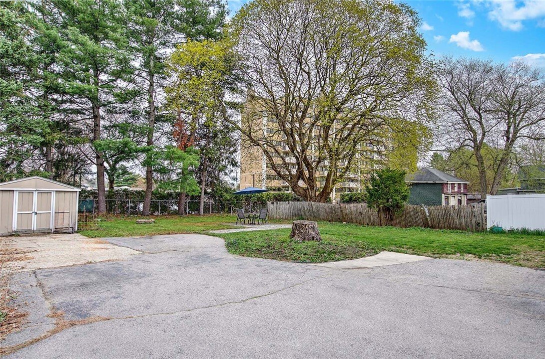 House in Woonsocket, Rhode Island, United States 5 - 17732723