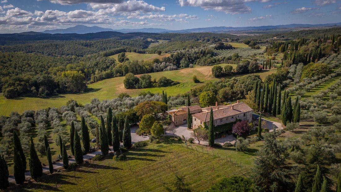 Country House in Asciano, Tuscany, Italy 1 - 16534538