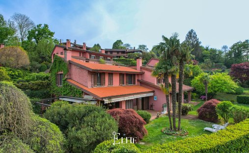 Villa in Bodio Lomnago, Lombardei, Italien 1