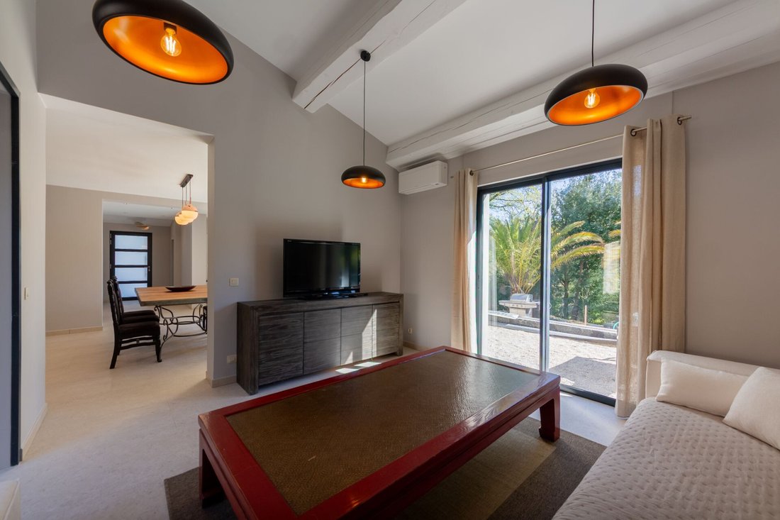 Villa in Grimaud, Provence-Alpes-Côte d'Azur, France 3 - 17733307