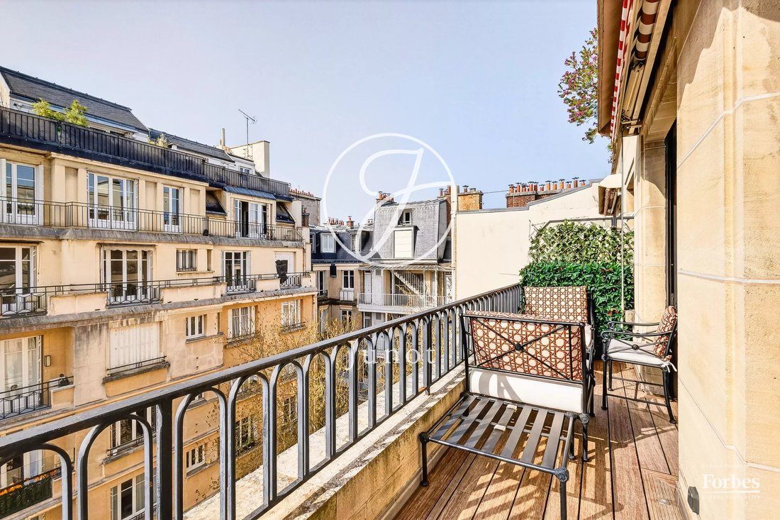 Apartment in Muette Nord, Paris 16e Arrondissement, Paris 2 - 17358078