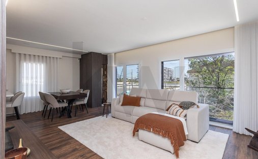 Apartment in Povoa de Santa Iria e Forte da Casa, Lisbon, Portugal 1