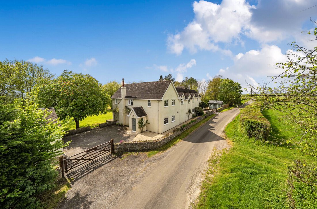 House in Somerset, England 2 - 17733167