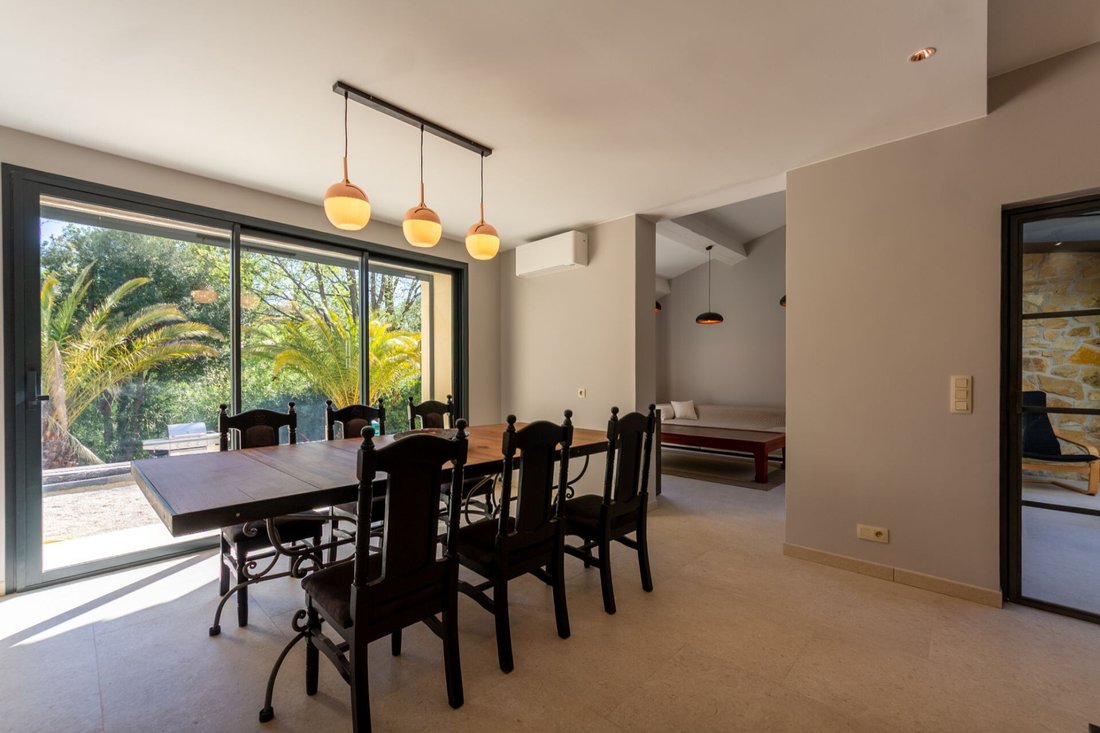 Villa in Grimaud, Provence-Alpes-Côte d'Azur, France 4 - 17733307