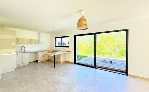 House in Brison-Saint-Innocent, Auvergne-Rhône-Alpes, France 1