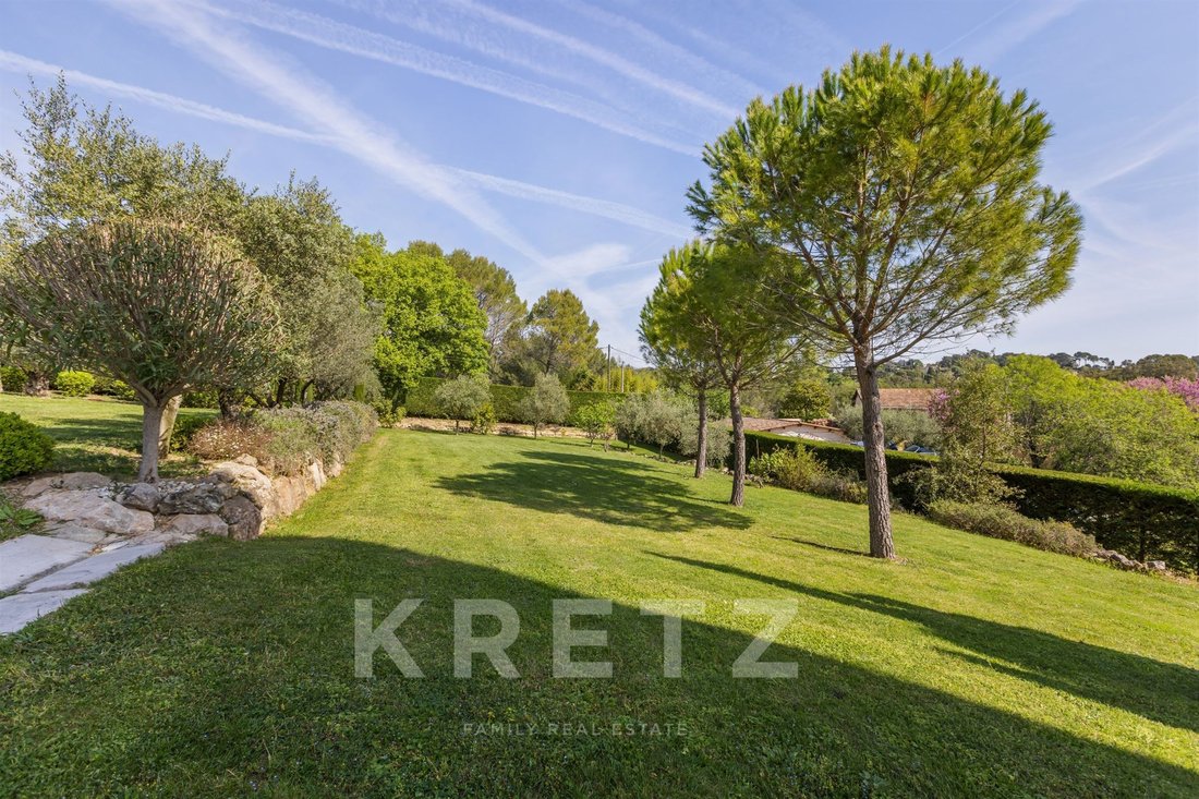 House in Mougins, Provence-Alpes-Côte d'Azur, France 5 - 17733452