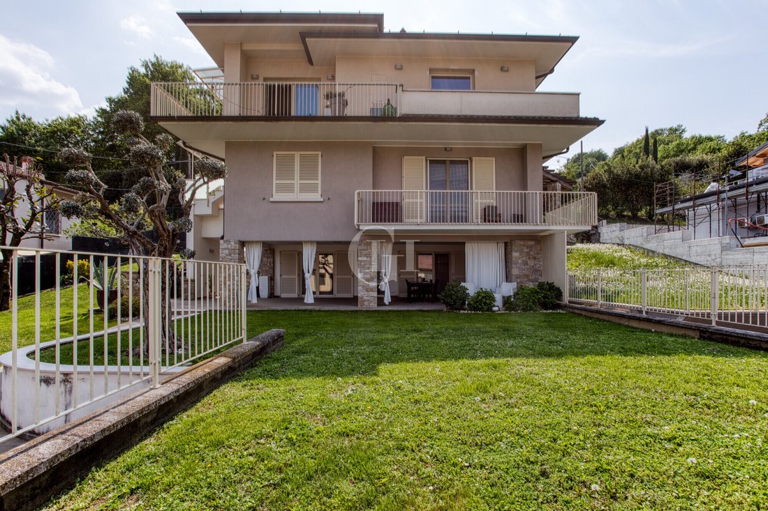 House in Iseo, Lombardy, Italy 2 - 17733357