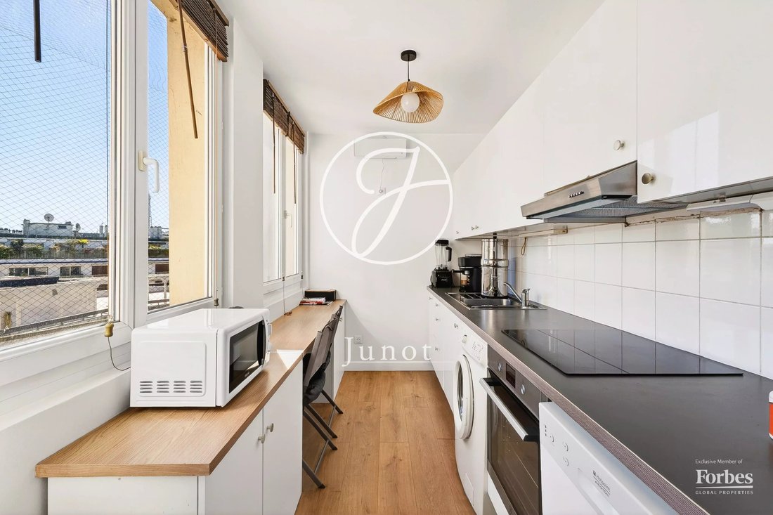Apartment in Porte Dauphine, Paris 16e Arrondissement, Paris 5 - 17503190