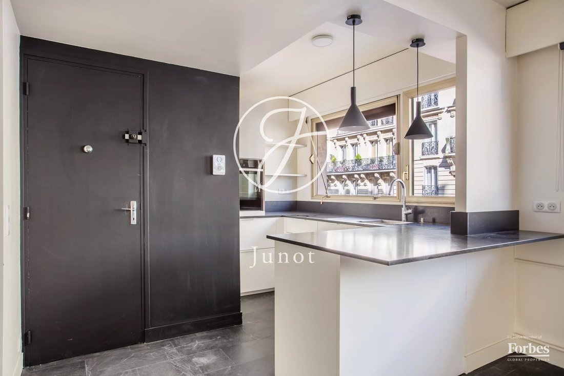 Apartment in Champerret-Berthier, Paris 17e Arrondissement, Paris 4 - 17348751