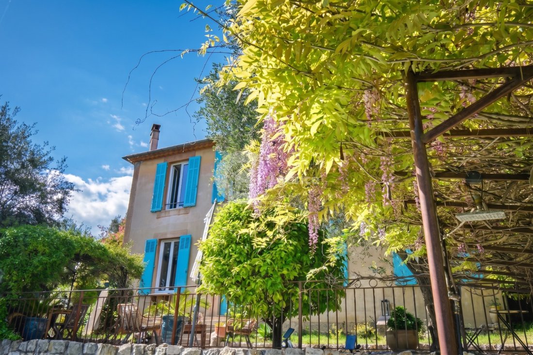 House in Grasse, Provence-Alpes-Côte d'Azur, France 4 - 17733139